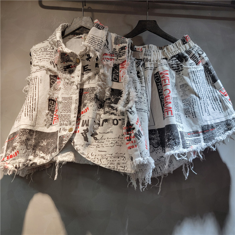 Chic Women Newspapers Letters  - Shorts Denim Frayed review and price